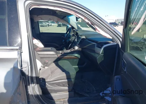 2018 GMC Yukon Sle z USA, uszkodzony, nr VIN 1GKS1AKC6JR223499